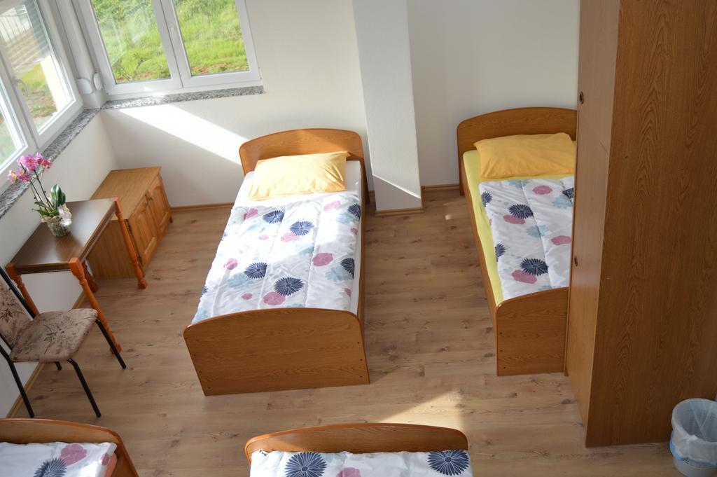 Pansion Modana Medugorje Bagian luar foto