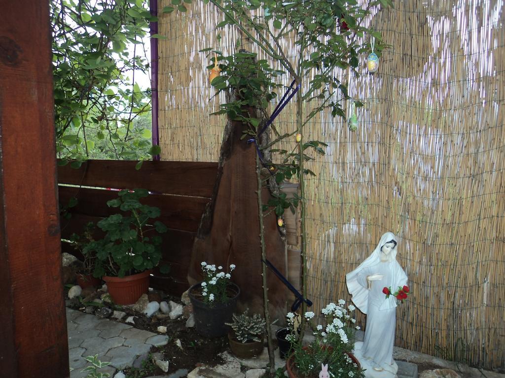 Pansion Modana Medugorje Bagian luar foto